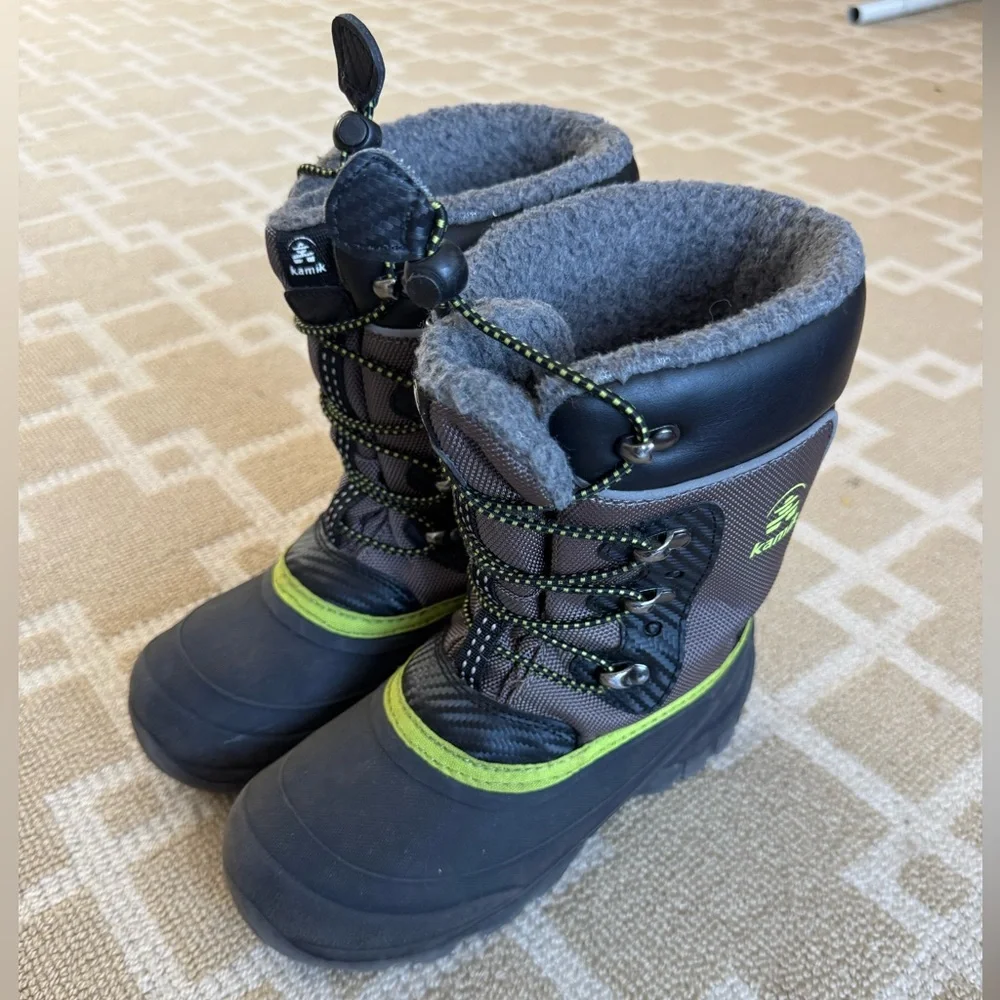 Kamik Waterproof Snow Boots Fleece Insulated Winter Outdoor Gray Black Kids 2